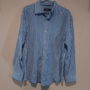 Vineyard Vines Blue and White Checkered Men's Shirt